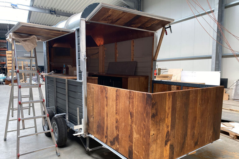 dpm_event_blogbeitrag_tipsy_horse_mobile_bar_08